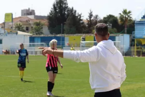 Λακατάμια FC - ΑΕΖ Χρυσομηλιά (Φωτορεπορτάζ)