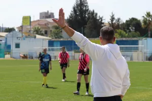 Λακατάμια FC - ΑΕΖ Χρυσομηλιά (Φωτορεπορτάζ)