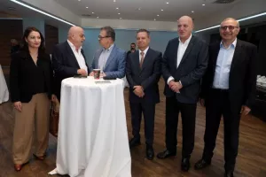 Ιστορική μέρα για το ΑΠΟΕΛ- Η παρουσίαση για το ιδιόκτητο γήπεδο / "Θα είναι στολίδι" (ΒΙΝΤΕΟ/ΦΩΤΟΣ)