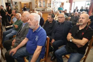 Ομόνοια και ΕΑΣ τίμησαν Νίκο Χαραλάμπους (φώτος)
