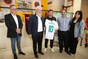 Ομόνοια και ΕΑΣ τίμησαν Νίκο Χαραλάμπους (φώτος)