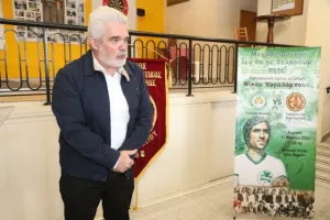 Ομόνοια και ΕΑΣ τίμησαν Νίκο Χαραλάμπους (φώτος)