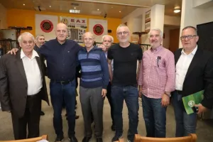 Ομόνοια και ΕΑΣ τίμησαν Νίκο Χαραλάμπους (φώτος)