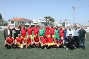 Ομόνοια και ΕΑΣ τίμησαν Νίκο Χαραλάμπους (φώτος)