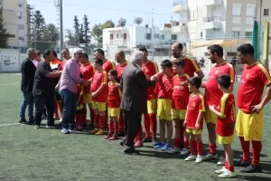 Ομόνοια και ΕΑΣ τίμησαν Νίκο Χαραλάμπους (φώτος)