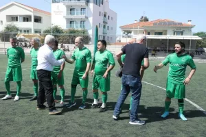 Ομόνοια και ΕΑΣ τίμησαν Νίκο Χαραλάμπους (φώτος)