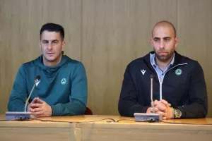 Ομονοιάτικο κάλεσμα για την φιέστα/"Αυτή η ομάδα αξίζει το χειροκρότημα του κόσμου"