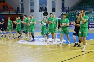 Βλέπει... τελικό η Ομόνοια
