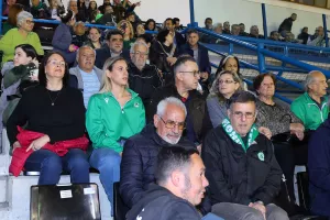 Γιορτινή ατμόσφαιρα από τους Ομονοιάτες!