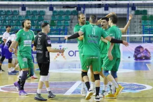 Βλέπει... τελικό η Ομόνοια