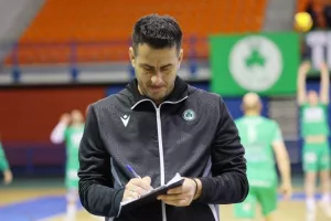 Βλέπει... τελικό η Ομόνοια