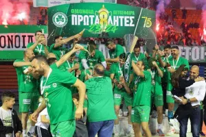 (ΒΙΝΤΕΟ/φώτος Kerkida) Το... σήκωσε η Ομόνοια!