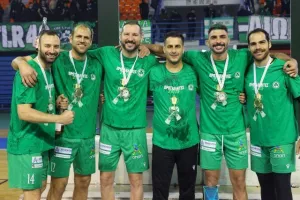 (ΒΙΝΤΕΟ/φώτος Kerkida) Το... σήκωσε η Ομόνοια!