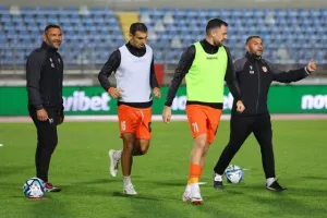 Καρμιώτισσα-Απόλλων: "Χ"ωρίς... θέαμα (φώτος)
