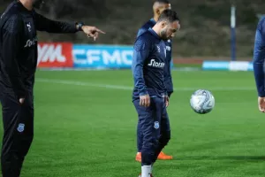 Καρμιώτισσα-Απόλλων: "Χ"ωρίς... θέαμα (φώτος)