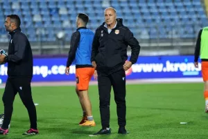 Καρμιώτισσα-Απόλλων: "Χ"ωρίς... θέαμα (φώτος)