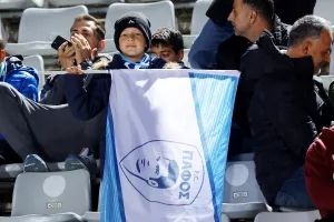Η είσοδος των ομάδων και ο κόσμος της Πάφου (ΒΙΝΤΕΟ Kerkida/φώτος)