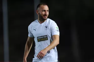 Τάνκοβιτς με 15/16 
