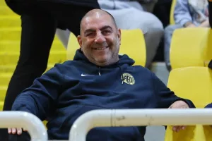 Πρωταθλήτρια η ΑΕΛ! Κέρδισε την Ομόνοια με 9-1 και έκανε το back2back! (Φώτος)