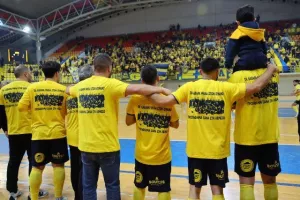 ΕΤΣΙ... το σήκωσε η ΑΕΛ! (Πανηγυρικό φωτορεπορτάζ)