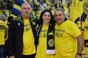 ΕΤΣΙ... το σήκωσε η ΑΕΛ! (Πανηγυρικό φωτορεπορτάζ)
