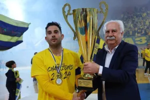 ΕΤΣΙ... το σήκωσε η ΑΕΛ! (Πανηγυρικό φωτορεπορτάζ)