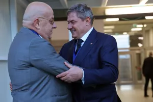 Τετ-α-τετ με Dragan Stojković