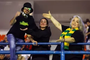 Τρομερή ματσάρα και Κυπελλούχος ο Κεραυνός! (φώτος)