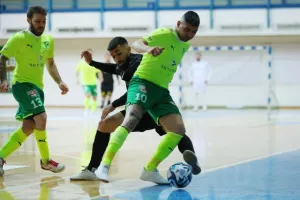 Θρίαμβος με εξάρα και Κυπελλούχος - Νταμπλούχος η ΑΕΛ! (φώτος)