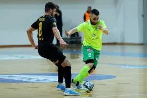 Θρίαμβος με εξάρα και Κυπελλούχος - Νταμπλούχος η ΑΕΛ! (φώτος)