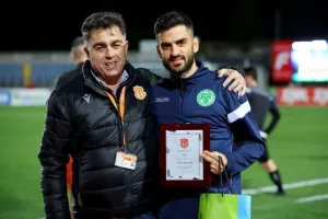 Καρμιώτισσα - ΑΕΖ: Χωρίς νικητή, άκυρο γκολ και για λίγο… χωρίς φως (φώτος)