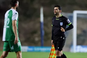 Καρμιώτισσα - ΑΕΖ: Χωρίς νικητή, άκυρο γκολ και για λίγο… χωρίς φως (φώτος)