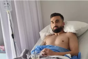 Πέρασε την πόρτα του χειρουργείου 