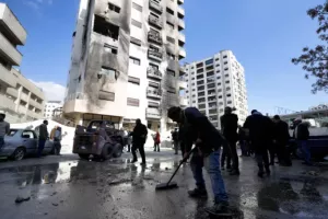 Συρία: Δεκατρία χρόνια πολέμου, 507.000 νεκροί, εκατομμύρια εκτοπισμένοι