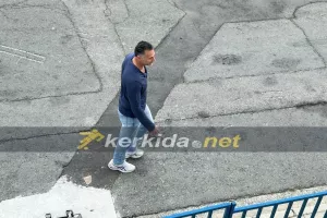 Νωρίς... ο Πρόεδρος!
