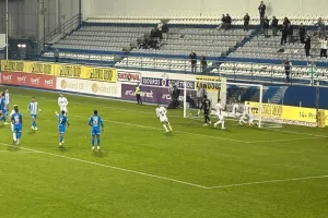 Θρίλερ... στο "ΠΑΠ"/ On field review, πέναλτι, απόκρουση Αρμπολέδα, επανάληψη και... 2-2!
