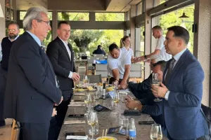 Γεύμα και καλωσόρισμα στην ΑΕΚ (Φώτος)
