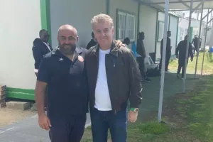 Δύο... ηγέτες!
