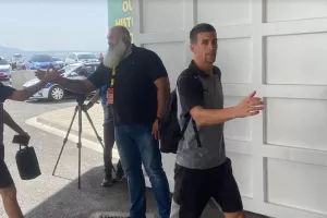 Η άφιξη της ΑΕΚ (Φώτος)