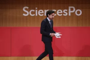 Παραιτήθηκε ο διευθυντής του πανεπιστημίου Sciences-Po - Κατηγορείται για ενδοικογενειακή βία