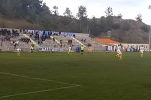 "Τρέλα στη Κοράκου" (βίντεο)
