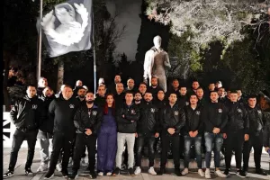 "Καθήκον μας να κρατήσουμε τη θυσία του ζωντανή"