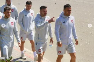 Βόλταραν χαλαρά οι Σέρβοι (φώτος)