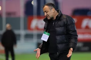 Οθέλλος-Καρμιώτισσα: Πήρε το τρίποντο… τον σπρώχνει προς την Β’ Κατηγορία (φώτος)