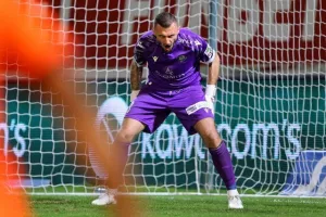 Οθέλλος-Καρμιώτισσα: Πήρε το τρίποντο… τον σπρώχνει προς την Β’ Κατηγορία (φώτος)
