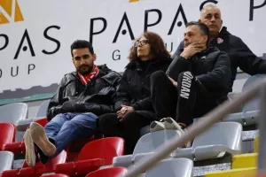 Νέα Σαλαμίνα - ΑΕΛ: Το μοίρασαν με Ντουρμισάι και Μορέιρα