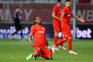 Νέα Σαλαμίνα/Matchday