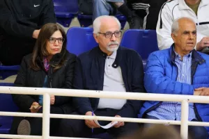 Έκλεισε με νίκη και στέφθηκε πρωταθλήτρια η Ολυμπιάδα (φώτος)