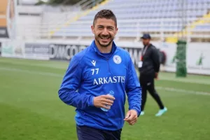 Εθνικός - Νέα Σαλαμίνα: Την νίκησε... και την προσπέρασε! (Φώτος)