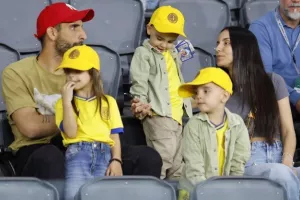 Οι φίλοι της ΑΕΛ στο "Αλφαμέγα" (Φώτος)